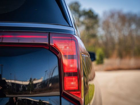 New 2026 Kia Carnival FWD image 10