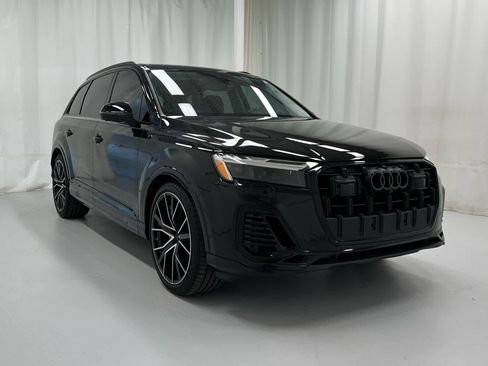 Used 2025 Audi Q7 3.0T Premium Plus w/ Premium Plus Package AWD/4WD image 2