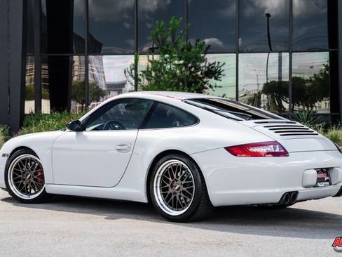 Used 2006 Porsche 911 Carrera image 32