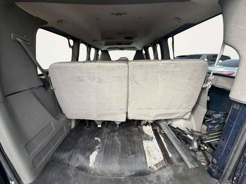 Used 2010 GMC Savana 2500 LS w/ Power Package image 17