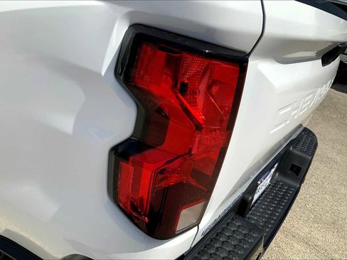 New 2026 Chevrolet Colorado W/T image 14