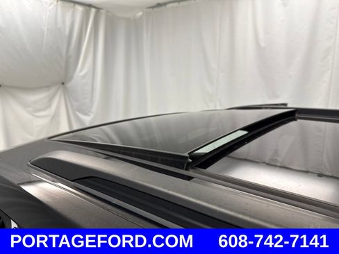 Used 2023 Jeep Grand Cherokee Trailhawk w/ Luxury Tech Group III AWD/4WD image 29