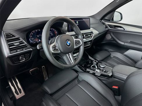 Used 2024 BMW X3 M40i w/ Premium Package image 9