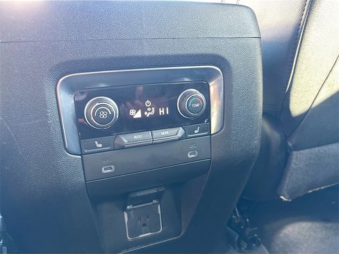 Used 2022 Chevrolet Tahoe RST w/ Luxury Package image 27