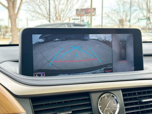 Used 2022 Lexus RX 450hL AWD w/ Premium Package image 27