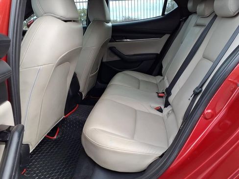 Used 2019 MAZDA MAZDA3 Base image 17