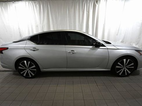 Used 2022 Nissan Altima 2.5 SR image 13