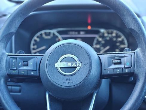 Certified 2023 Nissan Rogue SV image 16