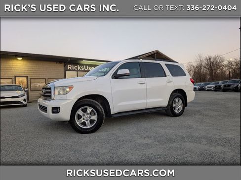 Used 2013 Toyota Sequoia SR5 image 1