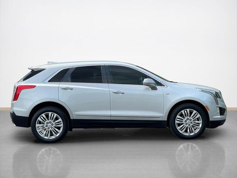 Used 2018 Cadillac XT5 Premium Luxury FWD image 9