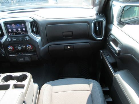 Used 2019 Chevrolet Silverado 1500 LT w/ All-Star Edition AWD/4WD image 18
