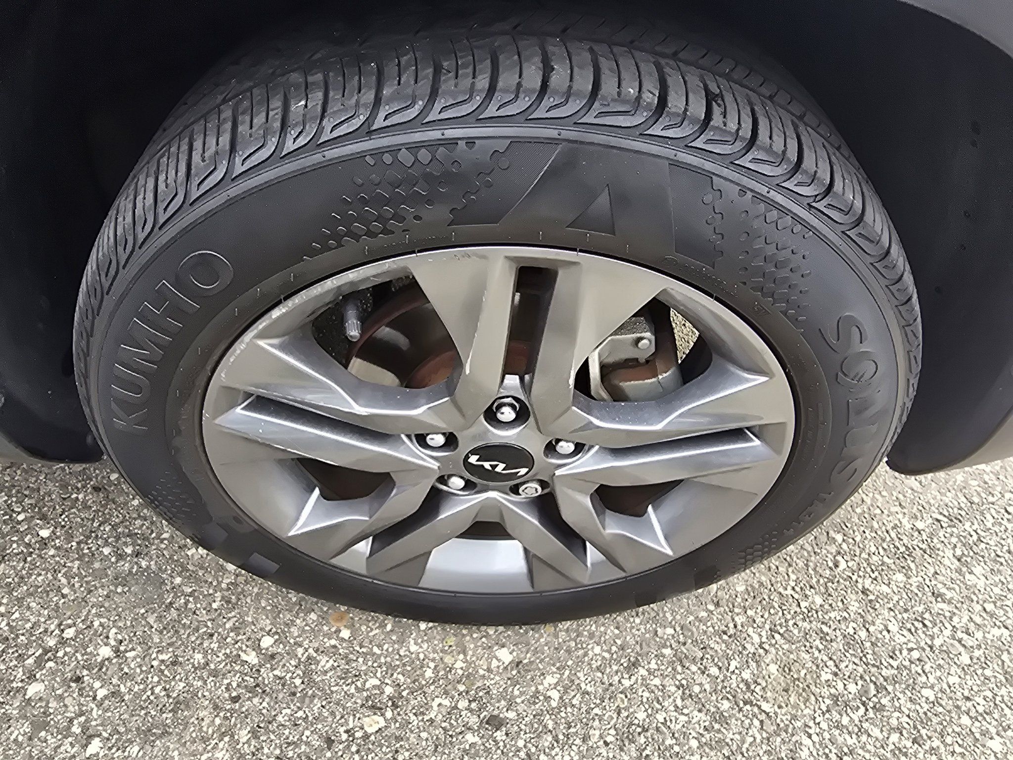 Used 2023 Kia Seltos S FWD image 19