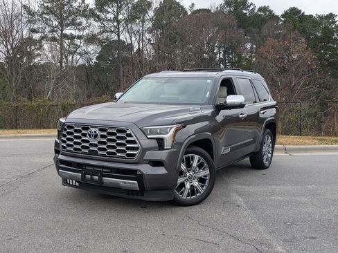 Used 2024 Toyota Sequoia Capstone image 1