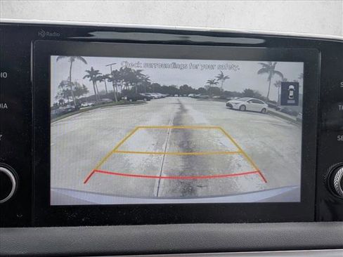 Used 2020 Hyundai Sonata SE w/ Cargo Package FWD image 10