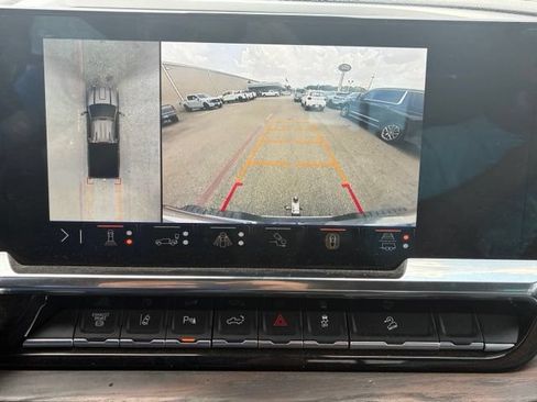 Used 2025 GMC Sierra 2500 SLT w/ Texas SLT Premium Package AWD/4WD image 18