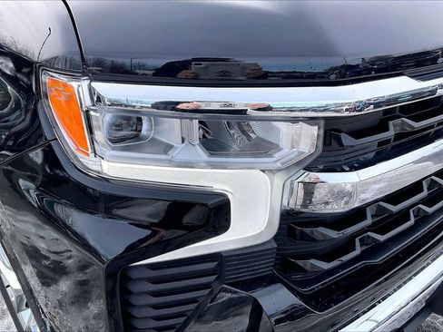 Used 2022 Chevrolet Silverado 1500 LT w/ Z71 Off-Road Package image 30