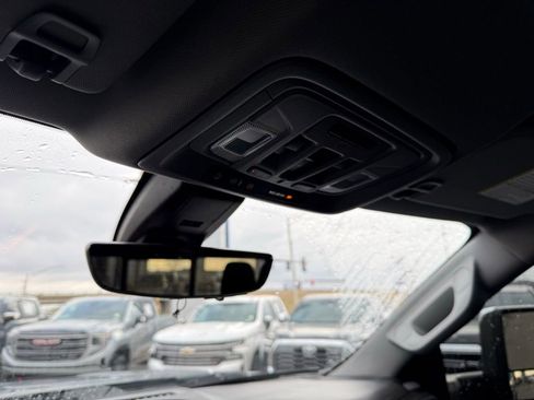 Used 2020 Chevrolet Silverado 2500 LTZ w/ LTZ Premium Package image 20