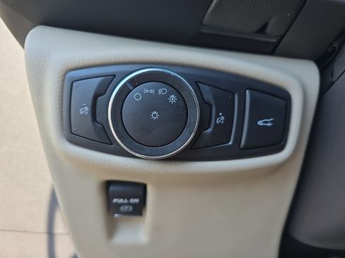 Used 2017 Lincoln MKX Reserve w/ Lincoln MKX Climate Package AWD/4WD image 30