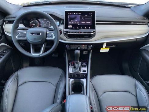 New 2026 Jeep Compass Limited image 9