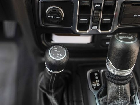 Used 2024 Jeep Wrangler Sport S image 52