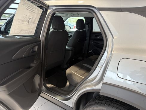 New 2026 Chevrolet TrailBlazer LT w/ Convenience Package image 19