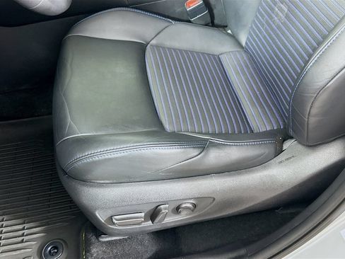 Used 2021 Toyota RAV4 XSE AWD/4WD image 27