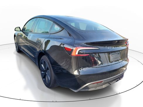 Used 2025 Tesla Model 3 Long Range image 5