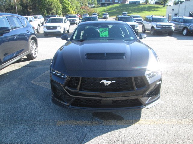 Used 2024 Ford Mustang GT Premium w/ GT Performance Package RWD image 4