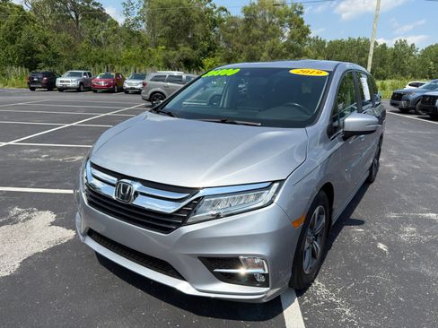 Used 2019 Honda Odyssey Touring image 2