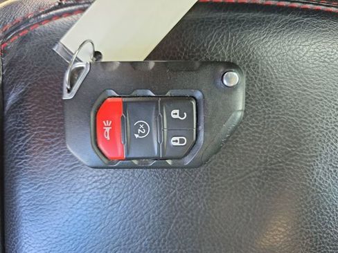 Used 2021 Jeep Gladiator Rubicon image 28