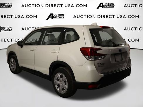 Used 2023 Subaru Forester Premium AWD/4WD image 34