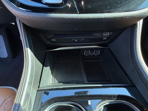 Used 2021 Chrysler Pacifica Pinnacle image 47