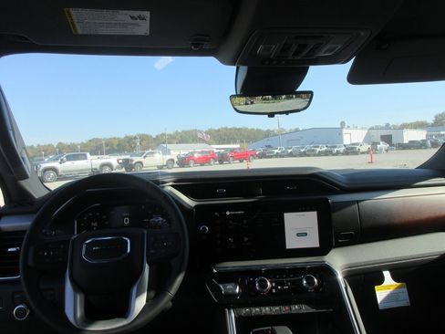 New 2026 GMC Sierra 1500 Denali w/ Denali Reserve Package image 17