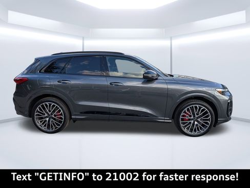 New 2025 Audi SQ5 Premium Plus image 2