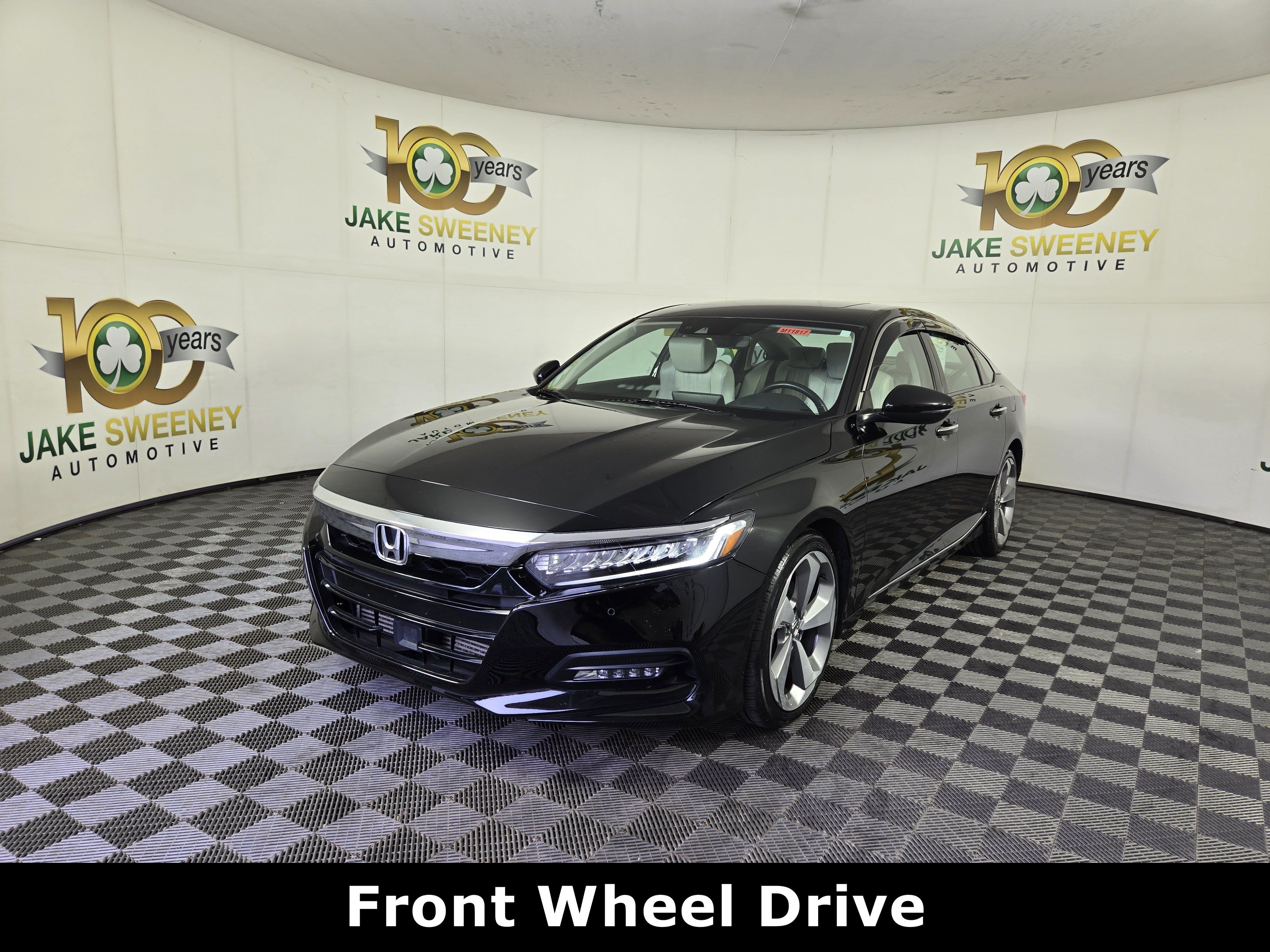 Used 2018 Honda Accord Touring image 4