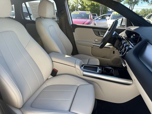 Used 2026 Mercedes-Benz GLA 250 4MATIC image 14