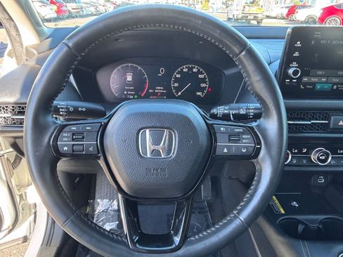 Certified 2024 Honda HR-V EX-L image 23