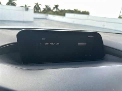 Used 2024 MAZDA MAZDA3 s image 12