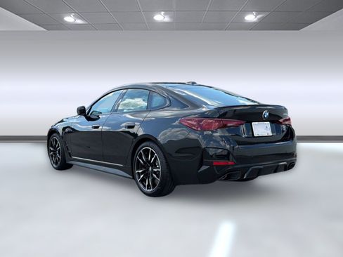 New 2026 BMW M440i w/ Premium Package RWD image 3