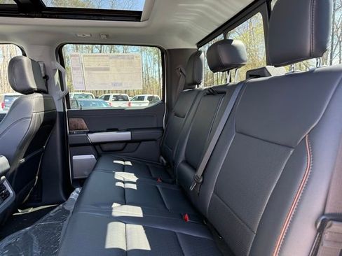 New 2026 Ford F250 Lariat w/ Lariat Premium Package image 21