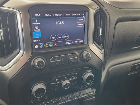 Certified 2022 Chevrolet Silverado 2500 LTZ w/ LTZ Premium Package image 18