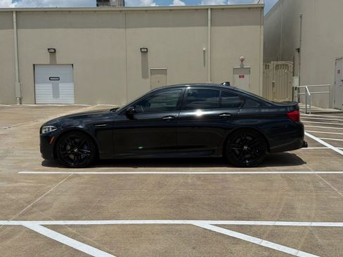 Used 2013 BMW M5 RWD image 3