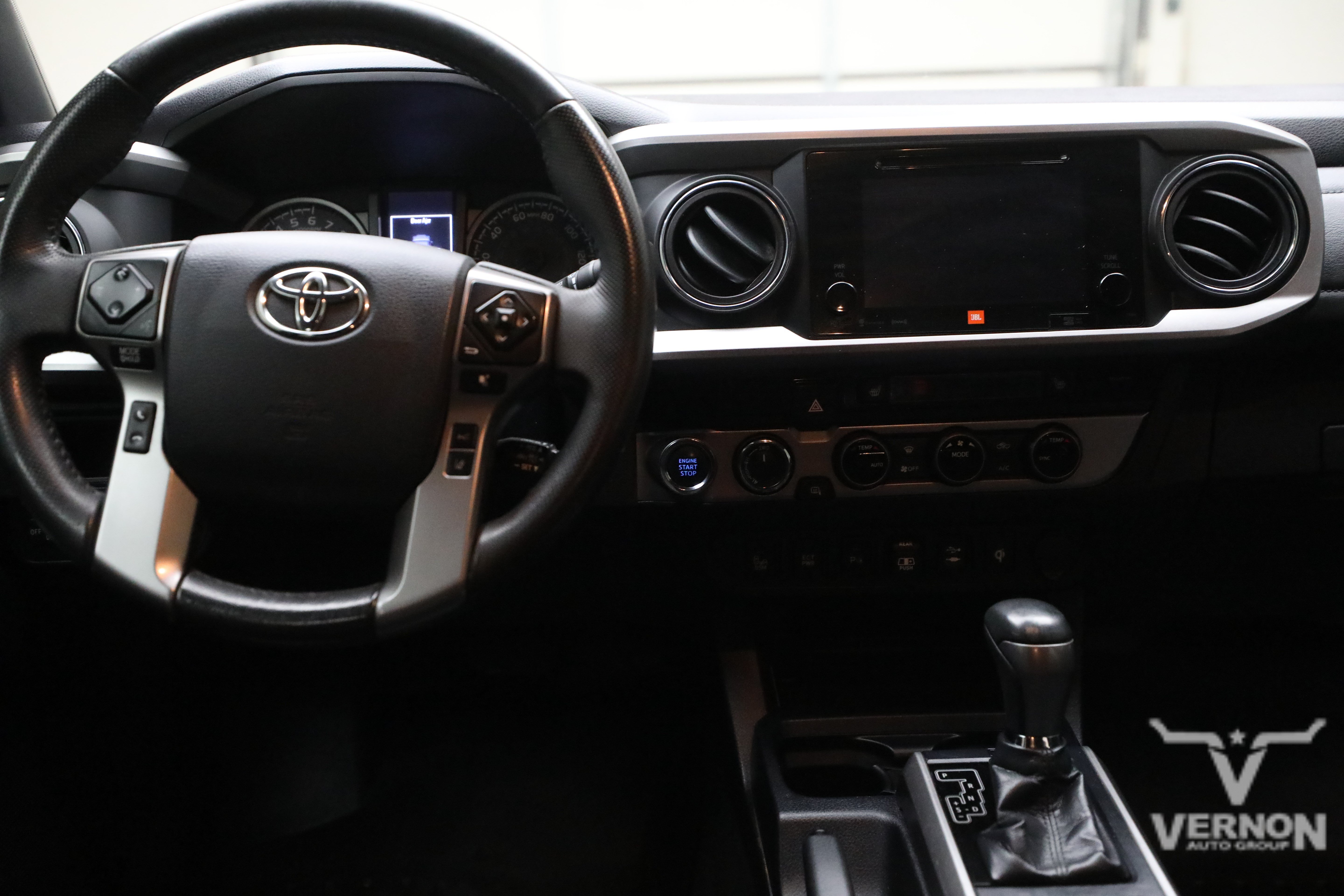 Used 2018 Toyota Tacoma Limited AWD/4WD image 20