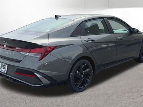 New 2026 Hyundai Elantra Sport FWD image 9