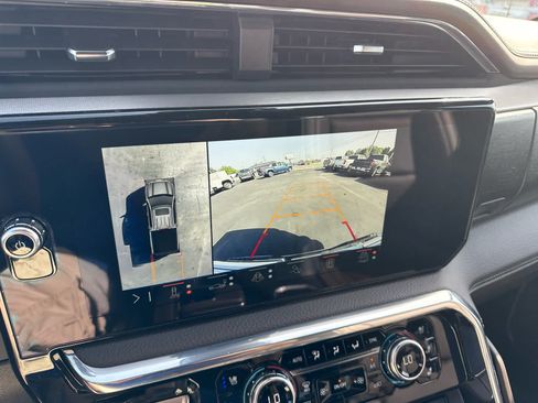 Certified 2025 GMC Sierra 1500 Denali w/ Denali Reserve Package AWD/4WD image 18