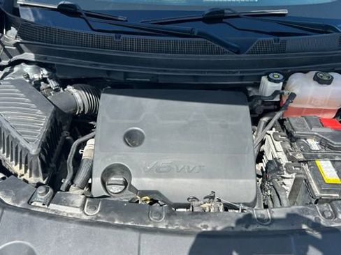 Used 2019 Chevrolet Traverse LT w/ LT Premium Package AWD/4WD image 58