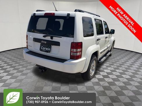 Used 2009 Jeep Liberty Sport w/ Popular Equipment Group AWD/4WD image 7