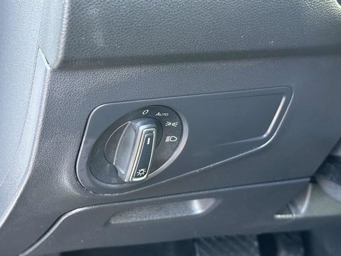 Used 2021 Volkswagen Tiguan SE AWD/4WD image 20