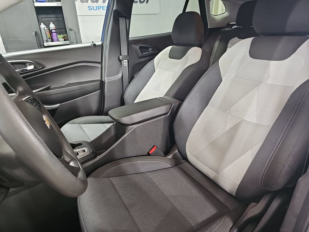 Certified 2024 Chevrolet Trax LS FWD image 18
