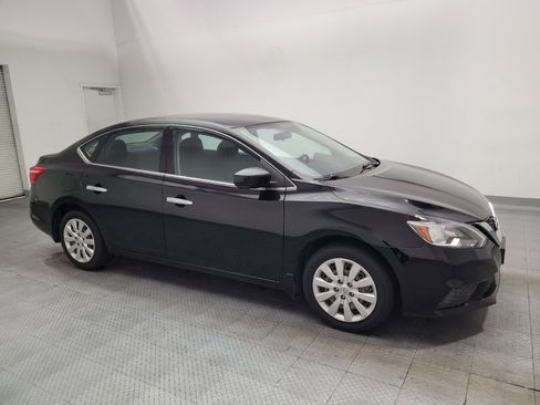 Used 2016 Nissan Sentra S FWD image 11